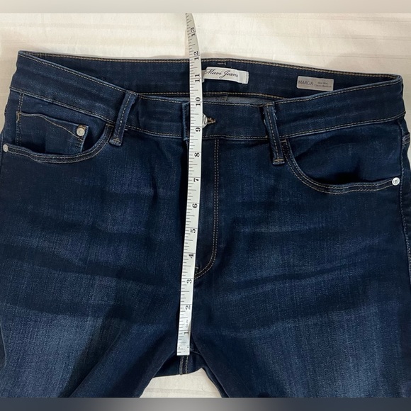 Mavi Marcia Mid-Rise Classic Bootcut Jeans Dark Wash Size 31 Tall Long - Picture 12 of 14